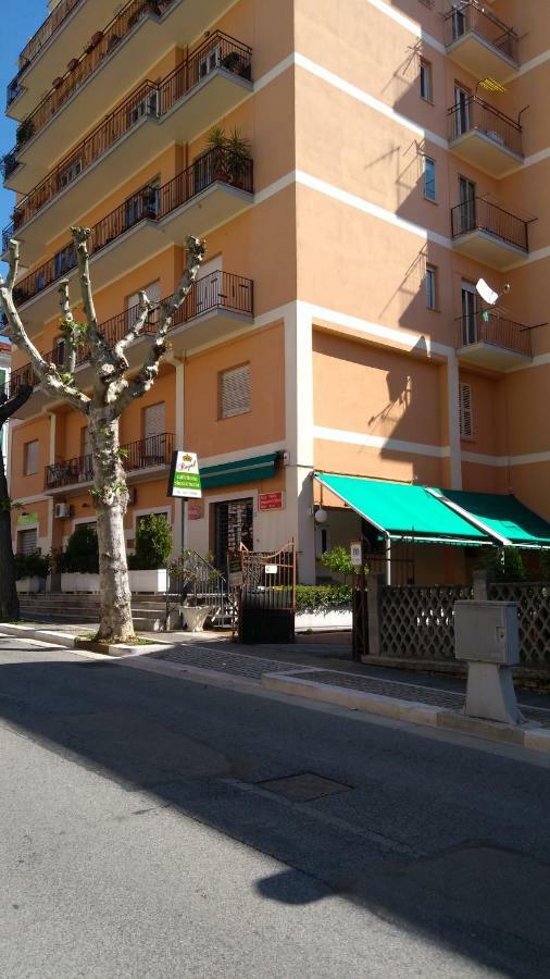 Il Viale Bed & Breakfast Chieti Ngoại thất bức ảnh